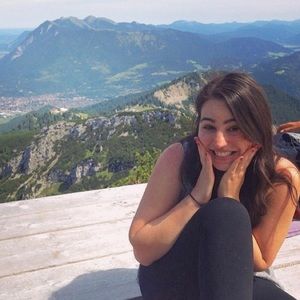 Meet your Posher, Sharon